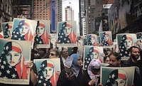 AR-Powered Art Posters Image 3
