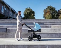 Pollution-Blocking Stroller Covers Image 3