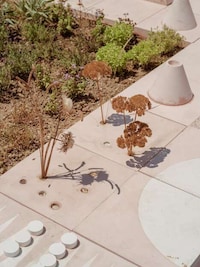Sculptural Floating Gardens Image 2