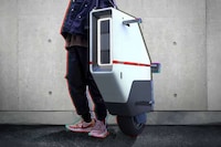 Self-Balancing Monowheel Scooters Image 4