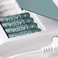 Book-Shaped Battery Chargers Image 3