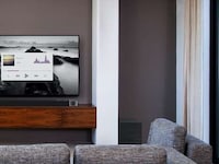 Lifelike Feedback Soundbars Image 2