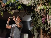 Botanical Art Restaurants Image 3