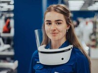 Wearable Air Disinfection Purifiers Image 5