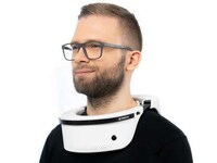 Wearable Air Disinfection Purifiers Image 7