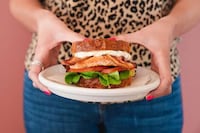 Four-Ingredient Salmon Burgers Image 2