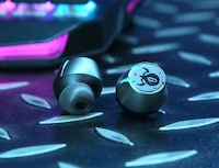 Sci-Fi-Inspired Headphones Image 4