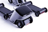 Trailer-Equipped Delivery Robots Image 4