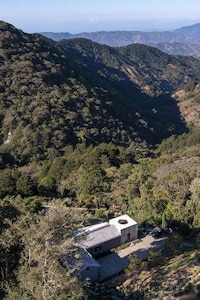 Off-The-Grid Brutalist Getaways Image 4