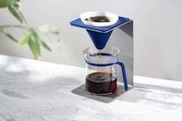 Sleek Single-Cup Coffee Makers Image 8