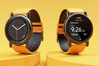 Connected Screen-Topped Timepieces Image 3