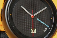 Connected Screen-Topped Timepieces Image 8