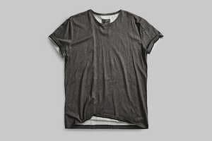 Pollution-Absorbing T-Shirts Article Thubnail