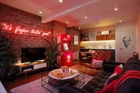 Chicken-Themed Hotels