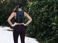 Contoured Wearable Hydration Packs Image 2