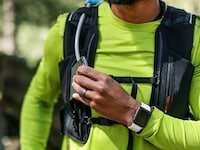 Contoured Wearable Hydration Packs Image 4
