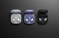 Sophisticated Noise-Cancelling Earphones Image 2
