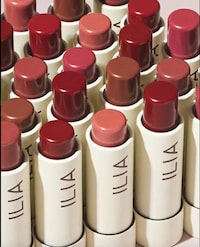 Age-Friendly Beauty Campaigns Image 4