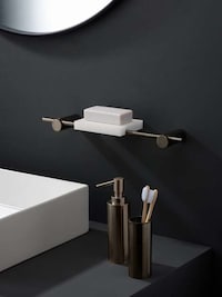 Made-to-Measure Bath Accessories Image 1