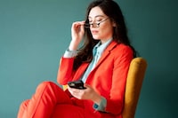 Spectacle-Holding Smartphone Cases