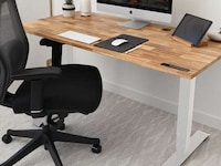 Ultra-Adjustable Office Desks Image 2