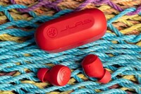 Cost-Conscious Wireless Earbuds Image 3