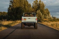 High-Powered Electric SUVs Image 4