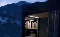 Fold-Flat Workstations Image 4