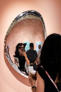 Engraved Mirror-Polished Sculptures Image 5