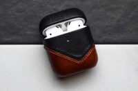 Dual-Toned Earbud Cases Image 2