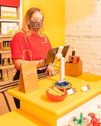 Express Cannabis Shops Image 2