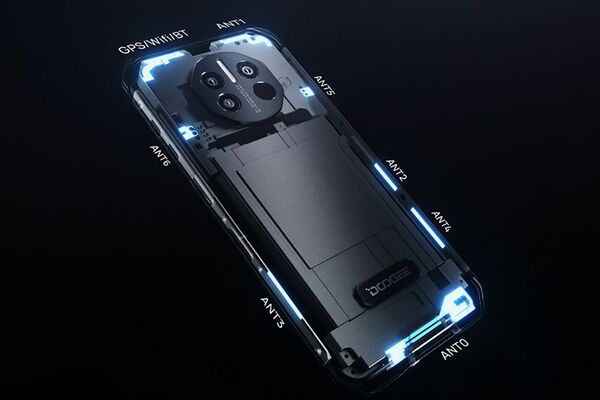 Underwater Smartphone Cameras