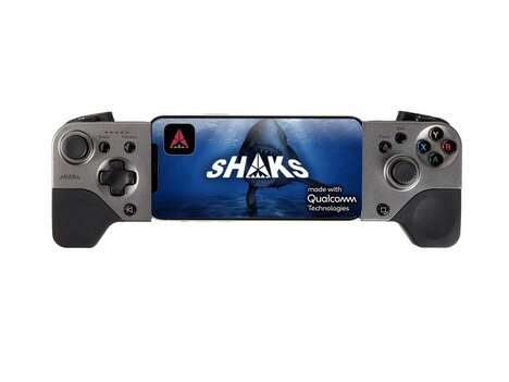 Multifunctional Mobile Gamer Controllers