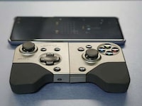 Multifunctional Mobile Gamer Controllers Image 2