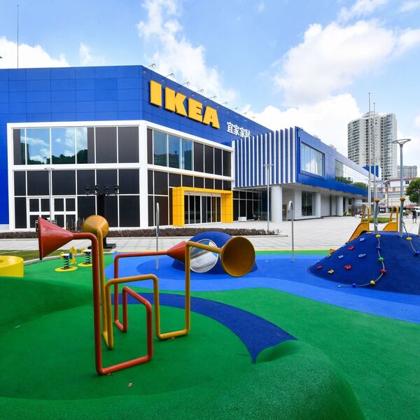 Immersive Furniture Stores