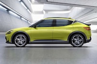Luxury Crossover Electric Vehicles Image 2