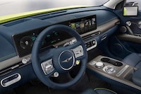 Luxury Crossover Electric Vehicles Image 4