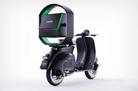 Food Delivery Scooters Image 2