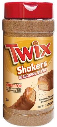 Candy-Inspired Seasoning Shakers Image 2