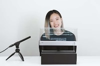 Transparent Captioning Displays Image 8