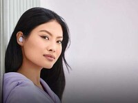 Compact Quad-Microphone Earbuds Image 7