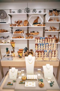 Locally Sourced Cruise Retail Concepts