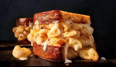Macaroni-Stuffed Grilled Cheeses