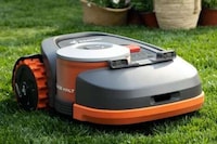 GPS-Powered Robotic Lawnmowers Image 3