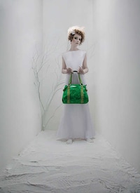 Matching Makeup to Purses Image 3
