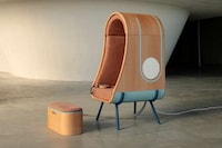 Stress-Reducing Hugging Chairs Image 5