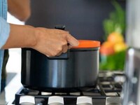 Fashionably Functional Cookware Image 6