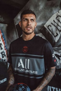 Minimally Designed Football Kits Image 4