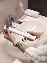 All-In-One Oral Hygiene Tools Image 5
