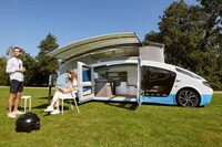 Pop-Up Solar-Powered Campers Image 2
